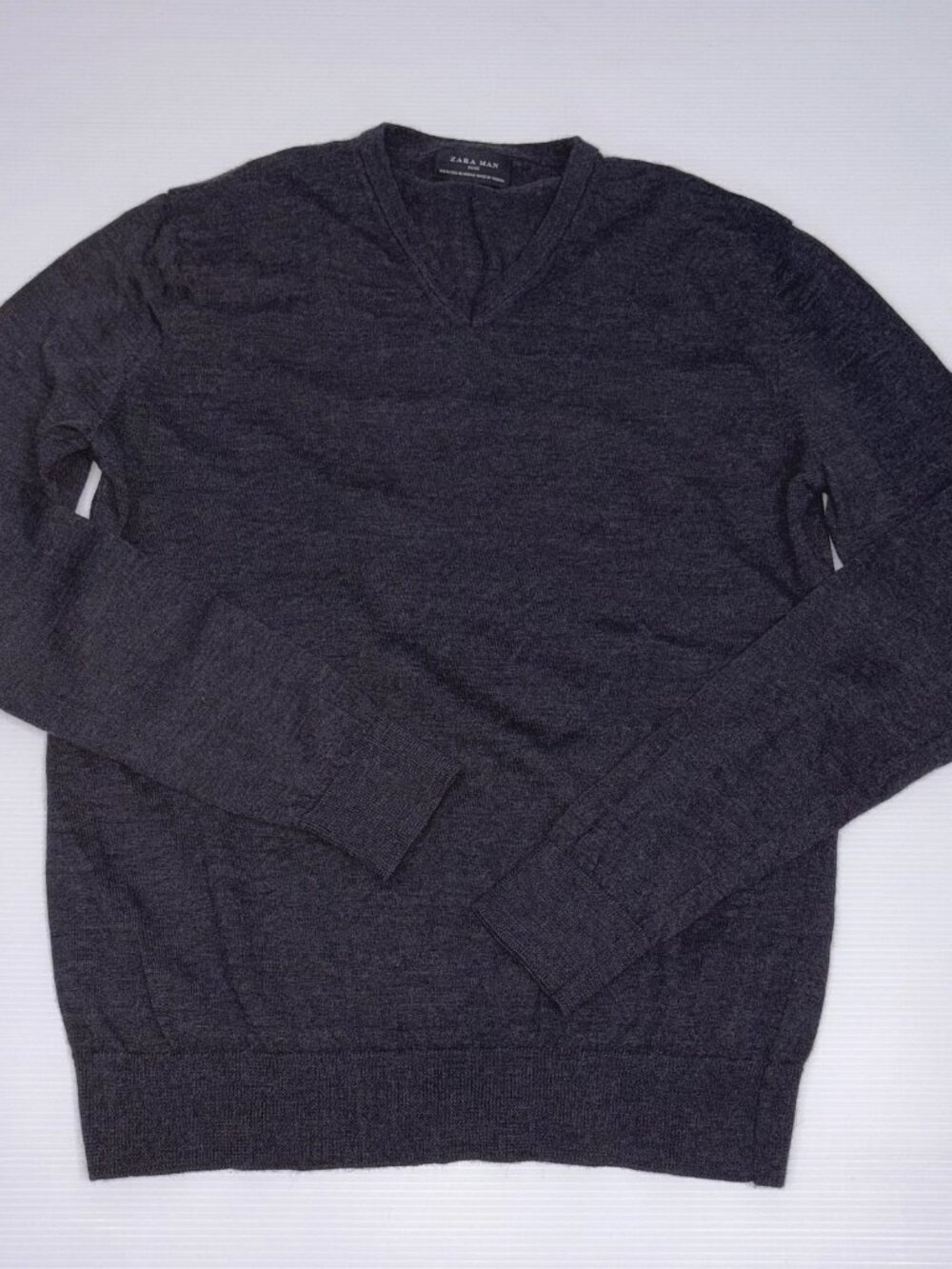 ZARA men's extra fine merino wool sweater medium